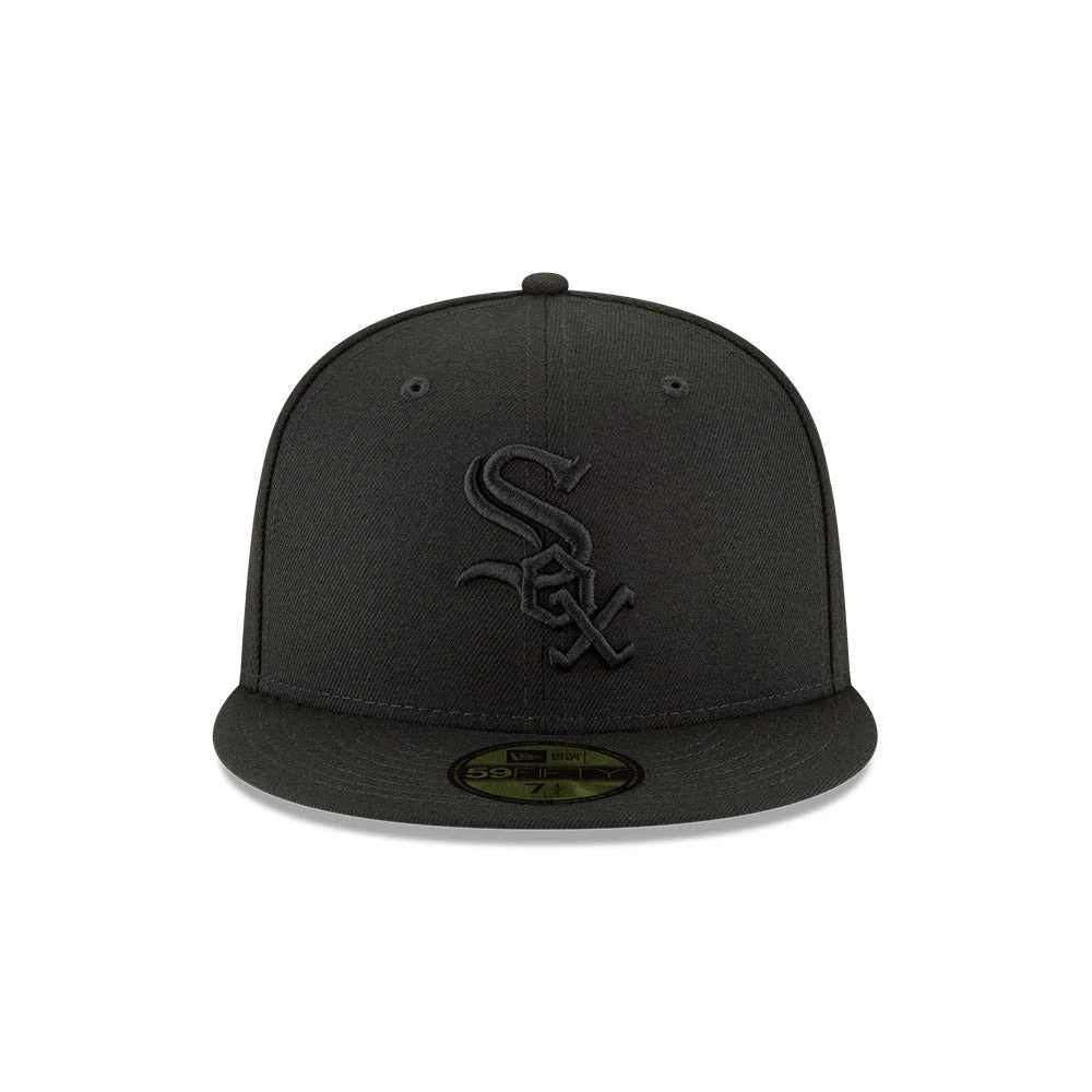 Chicago White Sox New Era Pitch Black 59FIFTY Fitted Hat 4 Chicago White Sox New Era Pitch Black 59FIFTY Fitted Hat - Image 2