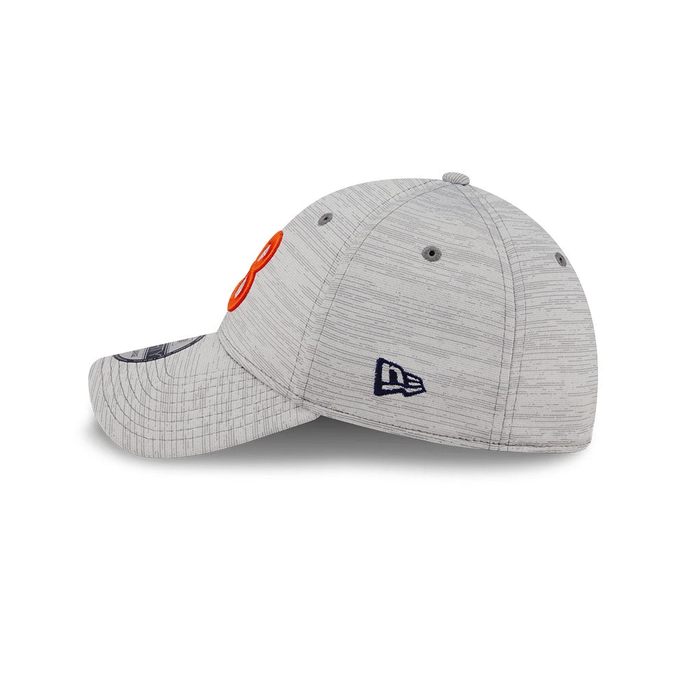 Chicago Bears 2022 Training Camp Coaches Script B New Era 39THIRTY Flex-Fit Hat 7 Chicago Bears 2022 Training Camp Coaches Script B New Era 39THIRTY Flex-Fit Hat - Image 5