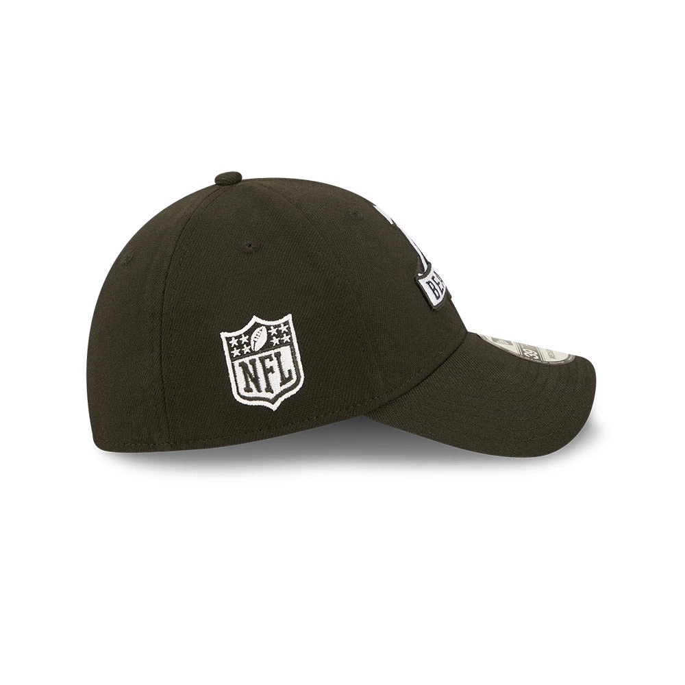 Chicago Bears 2022 Sideline New Era 39THIRTY Coaches Black Flex Fit Hat 6 Chicago Bears 2022 Sideline New Era 39THIRTY Coaches Black Flex Fit Hat - Image 4