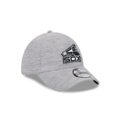 Chicago White Sox Grey Clubhouse New Era 39THIRTY Flex Fit Hat -Hockey Store 60301741 39THIRTY M3930MLBCLUBCW23 CHIWHI GRA 3QR