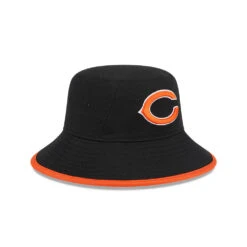 NEW ERA Chicago Bears Black/Orange C Logo Bucket Hat -Hockey Store 60375101 BUCKET MBCKTBASICE3 CHIBEA BLK 3QR