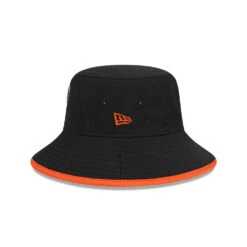NEW ERA Chicago Bears Black/Orange Bear Face Logo Bucket Hat -Hockey Store 60375191 BUCKET MBCKTBASICE3 CHIBEA BLK LSIDE