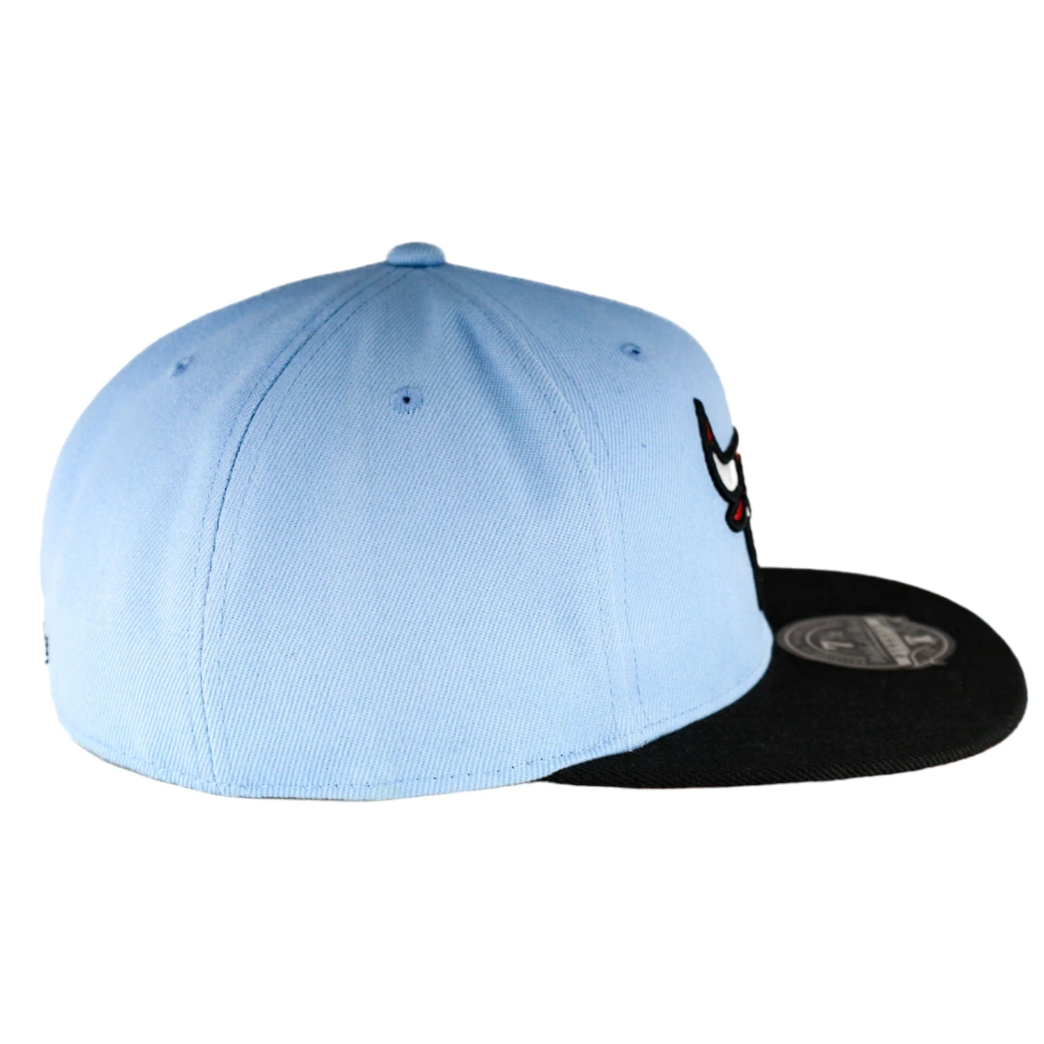 Chicago Bulls Mitchell & Ness Sky Blue/Black Fitted Hat 6 Chicago Bulls Mitchell & Ness Sky Blue/Black Fitted Hat - Image 4