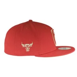 Chicago Bulls New Era 59FIFTY Red/Gold Fitted Hat -Hockey Store BUMHF112 1