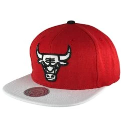 Chicago Bulls Red/White Snapback Hat