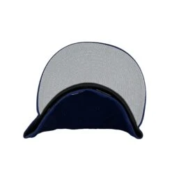 Chicago Cubs Navy Waving Bear New Era 59FIFTY Fitted Hat -Hockey Store CUMHF409 3