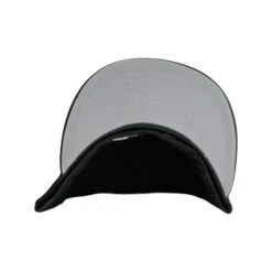 Chicago White Sox Black Grey 05' WS New Era 59FIFTY Fitted Hat -Hockey Store SXMHF152 1