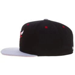 Mitchell & Ness Chicago Bulls Black And Grey Fitted Hat 8 Mitchell & Ness Chicago Bulls Black And Grey Fitted Hat -Hockey Store media b87ce9e2 5af3 4daa b3fb 8bfe478f3dd3