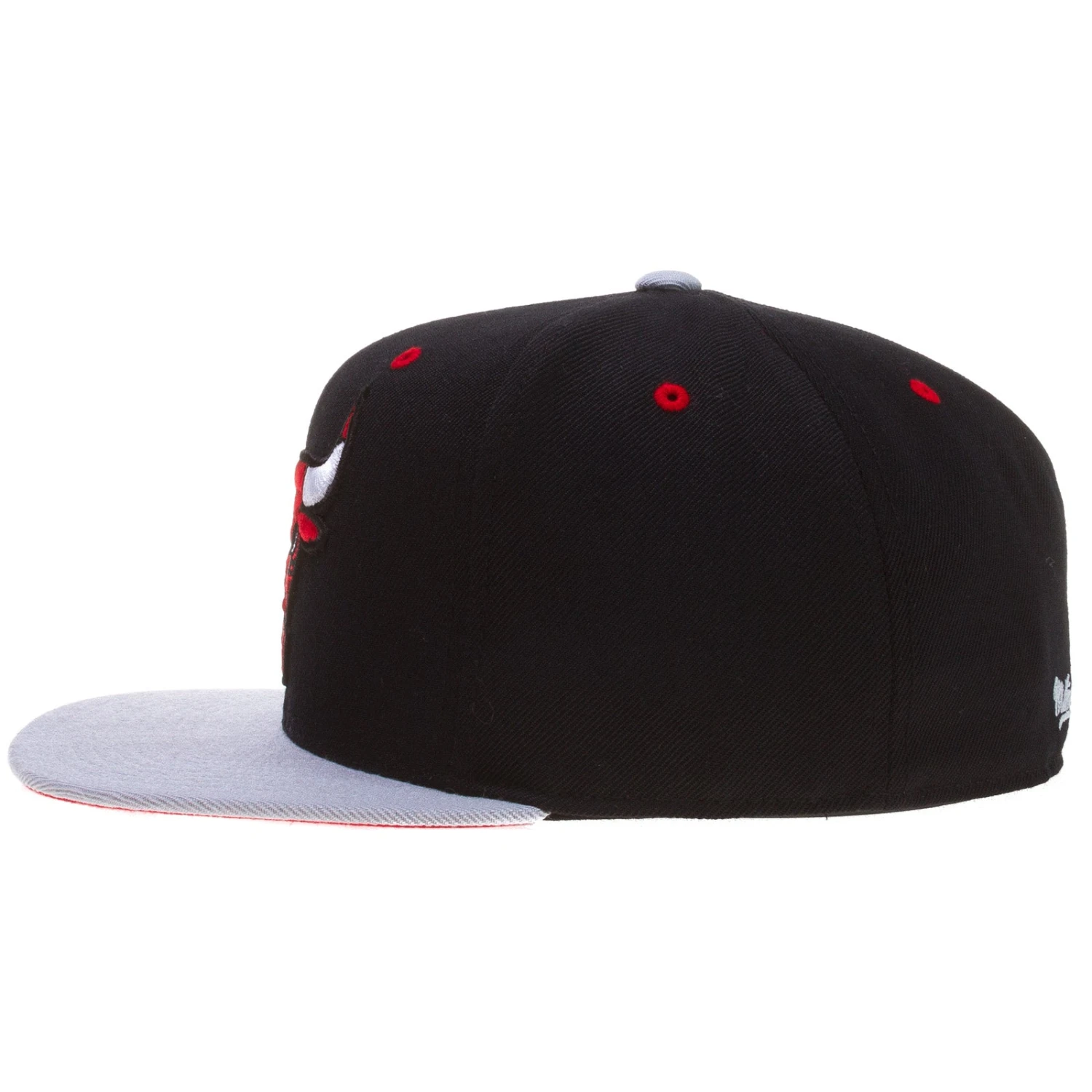 Mitchell & Ness Chicago Bulls Black And Grey Fitted Hat 5 Mitchell & Ness Chicago Bulls Black And Grey Fitted Hat - Image 3