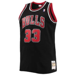 Mitchell & Ness Scottie Pippen Chicago Bulls 1997 NBA Swingman Alternate Jersey -Hockey Store mens mitchell and ness scottie pippen black chicago bulls big and tall hardwood classics swingman jersey pi3278000 altimages ff 3278331 e92f60c5e9bb79aa0b78alt2 full
